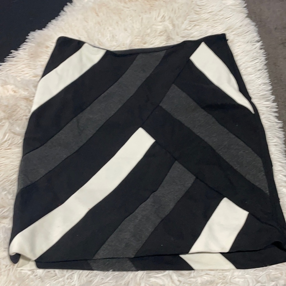 Double lined knee high pencil skirt